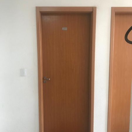 Apartamento Em Londrina Privado Com 2 Quartos De Casal Com Utensilios Garagem E Wifi Apartment Екстериор снимка